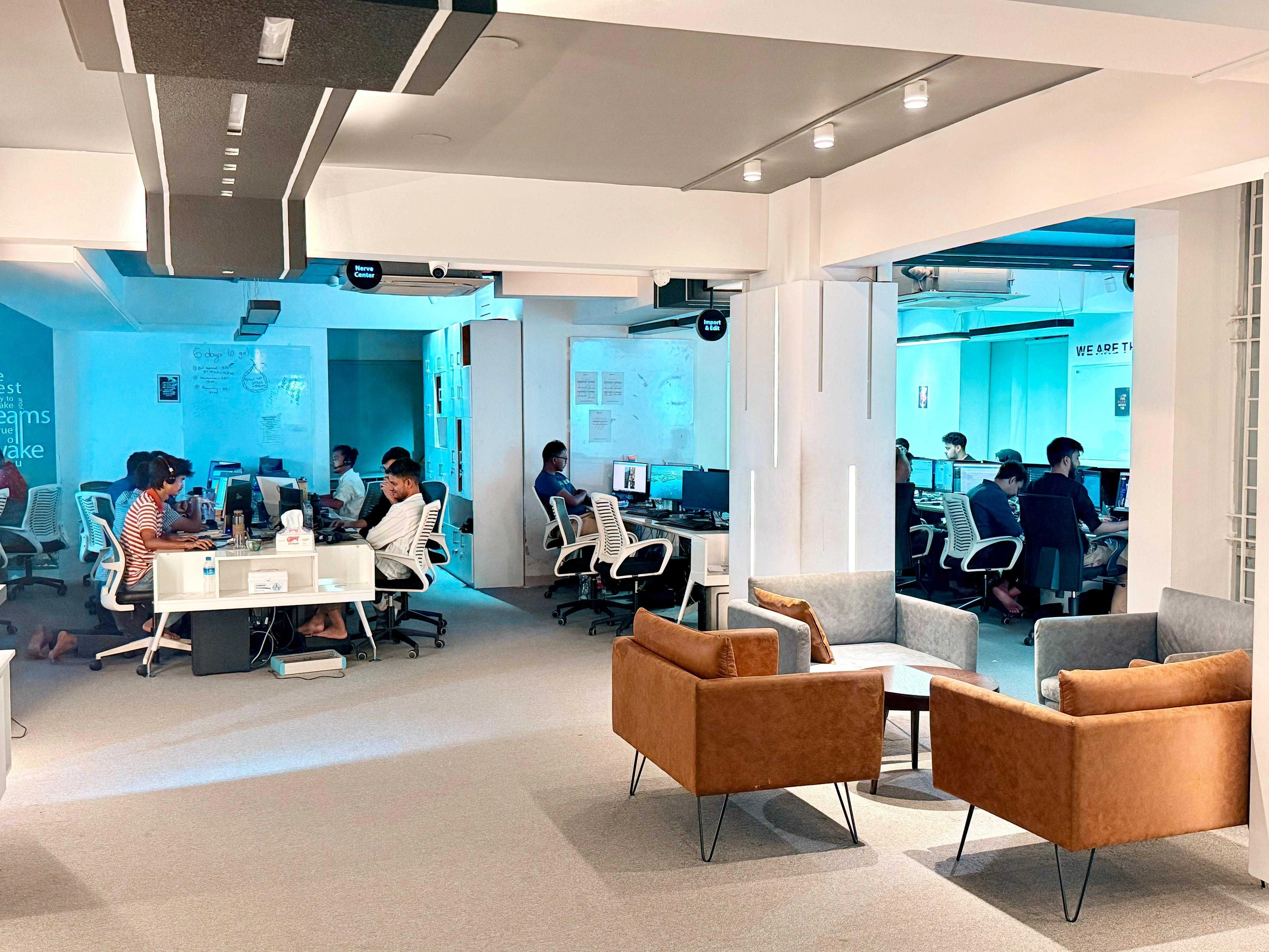 Axora contact visual 4